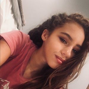 Meet your Posher, Madisyn